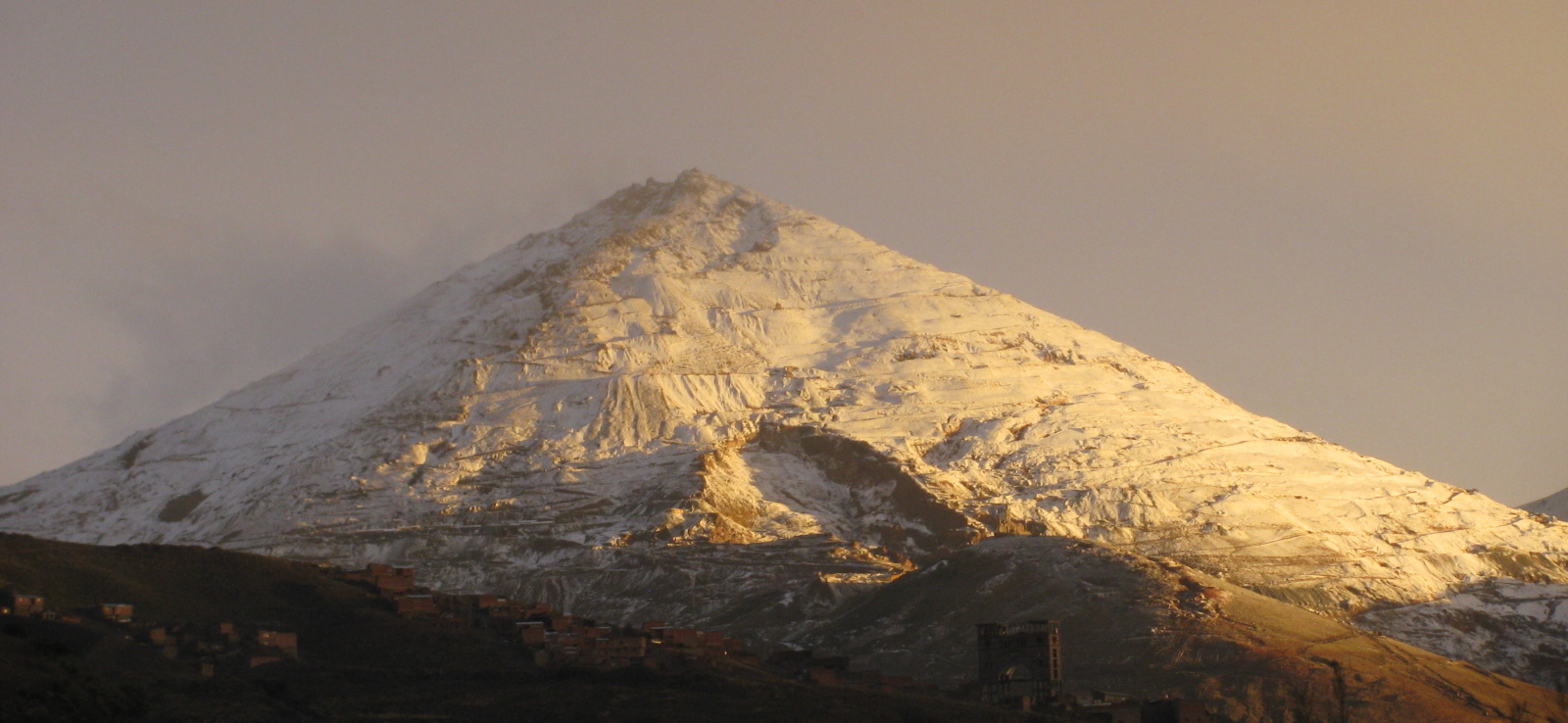 Vista del Cerro Rico de Potosí