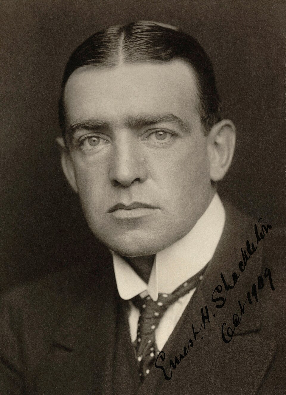 File:Ernest Shackleton before 1909.jpg