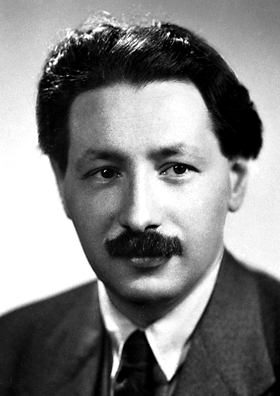 File:Ernst Boris Chain 1945.jpg