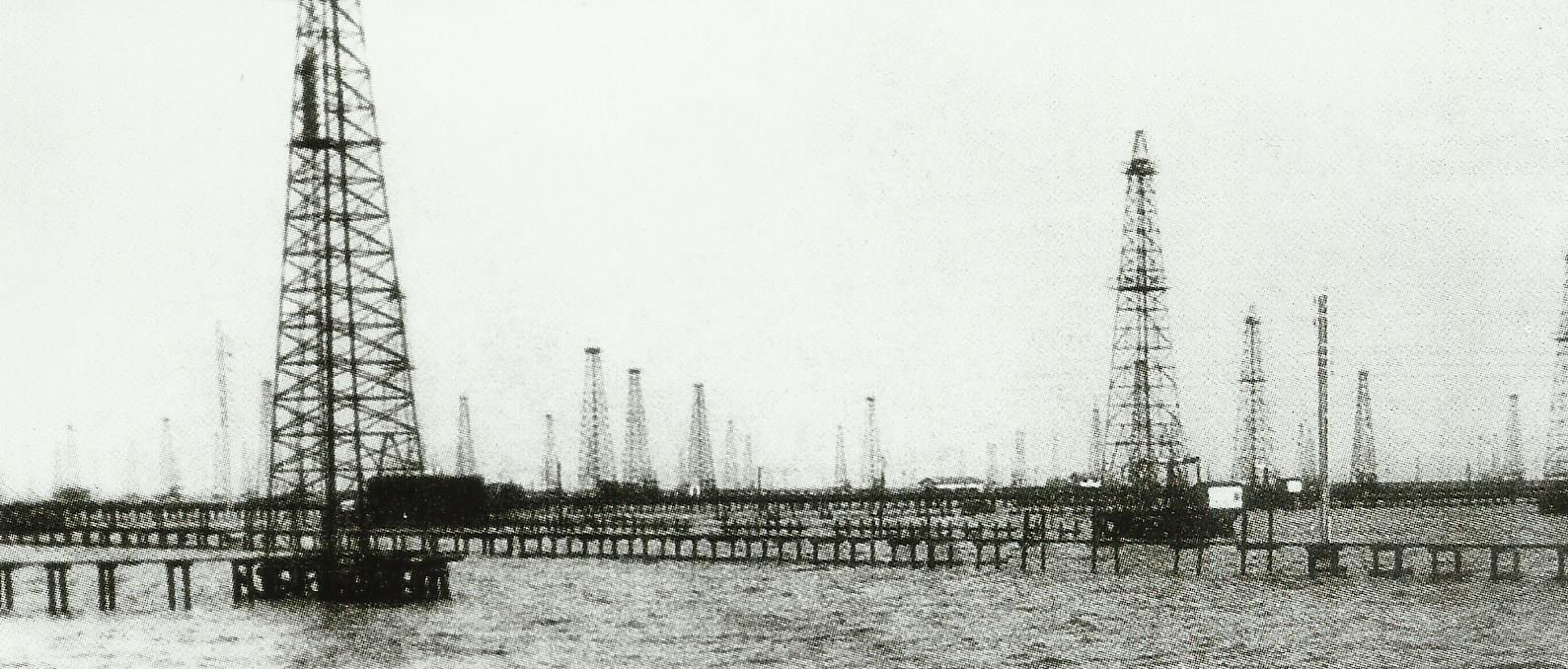 Pozos petroleros en el Lago de Maracaibo, 1929