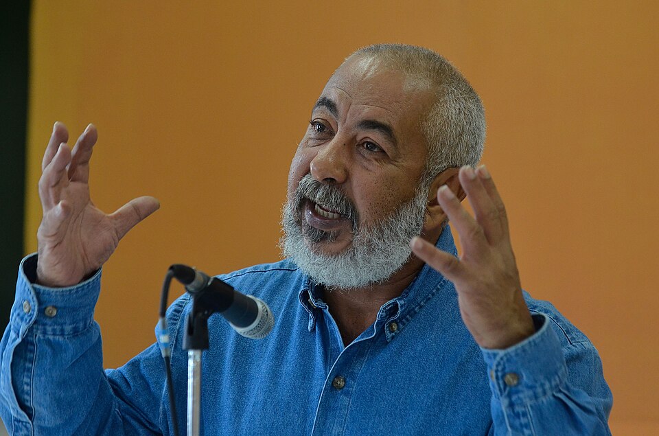 Leonardo Padura 2015.jpg