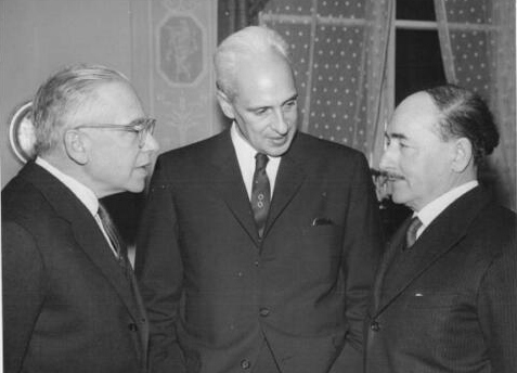 Severo Ochoa con Emilio Segrè y Salvatore Quasimodo, 1959