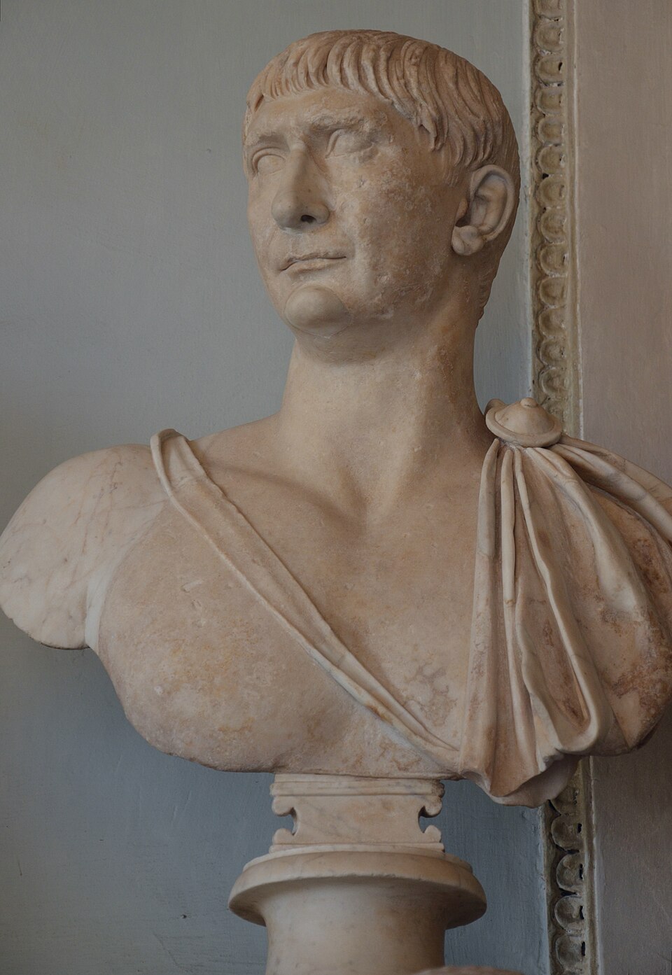 File:Bust of Trajan wearing paludamentum and balteus, 108 AD, Capitoline Museums.jpg